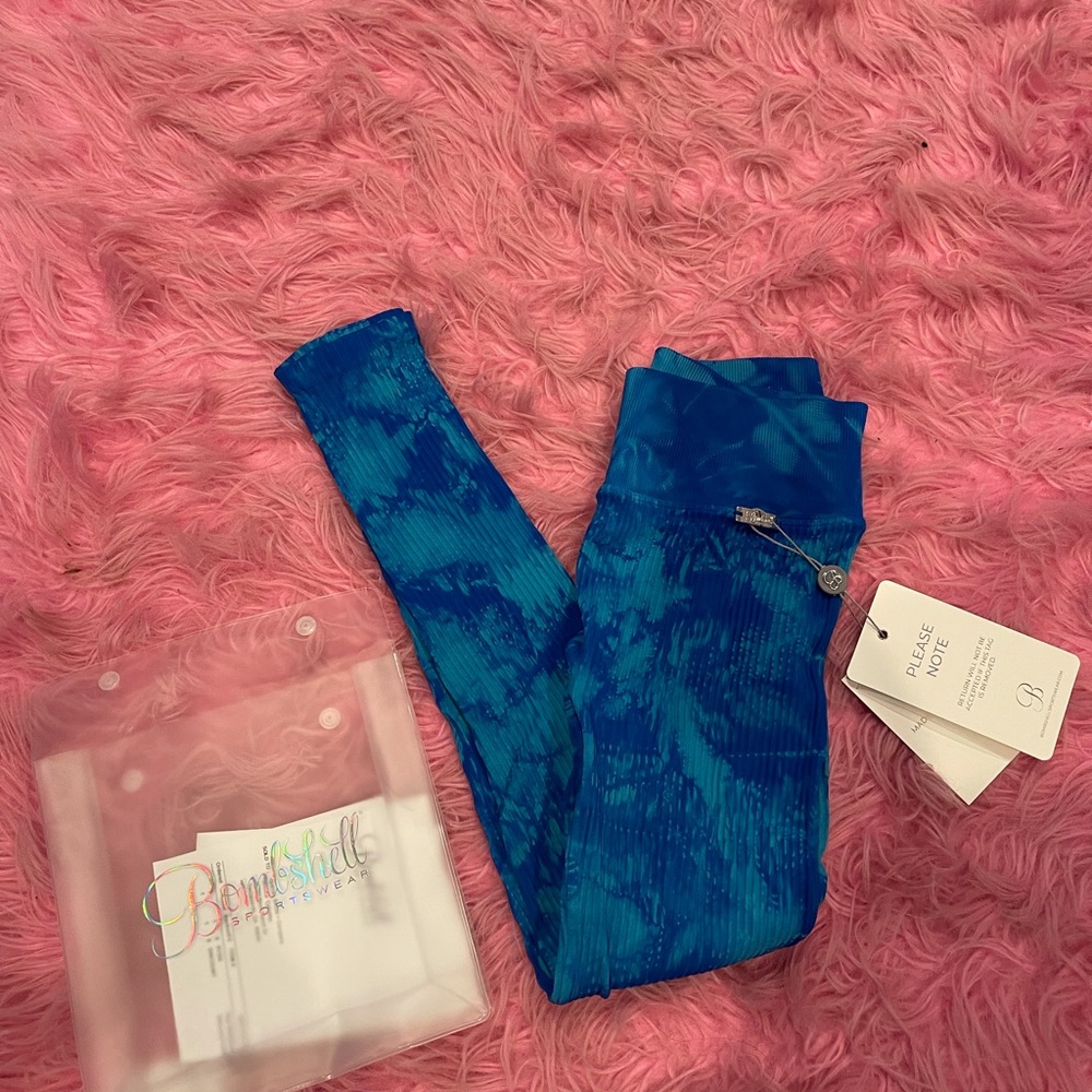 Bombshell leggings - Picture 3 of 5